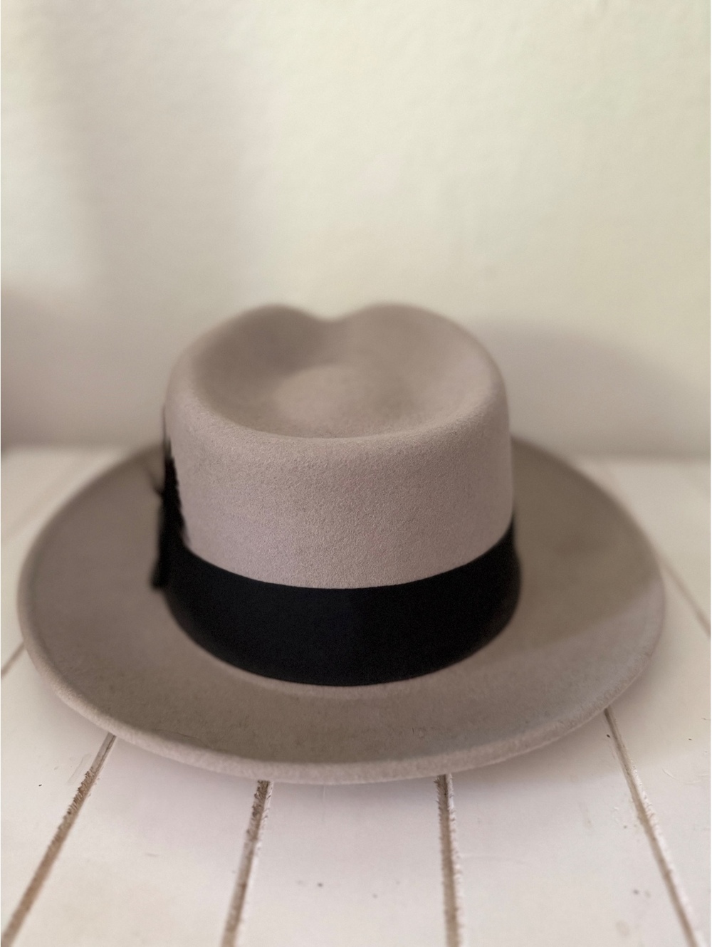 Dobbs Fifth Avenue Fedora Hat - Picture 3 of 7
